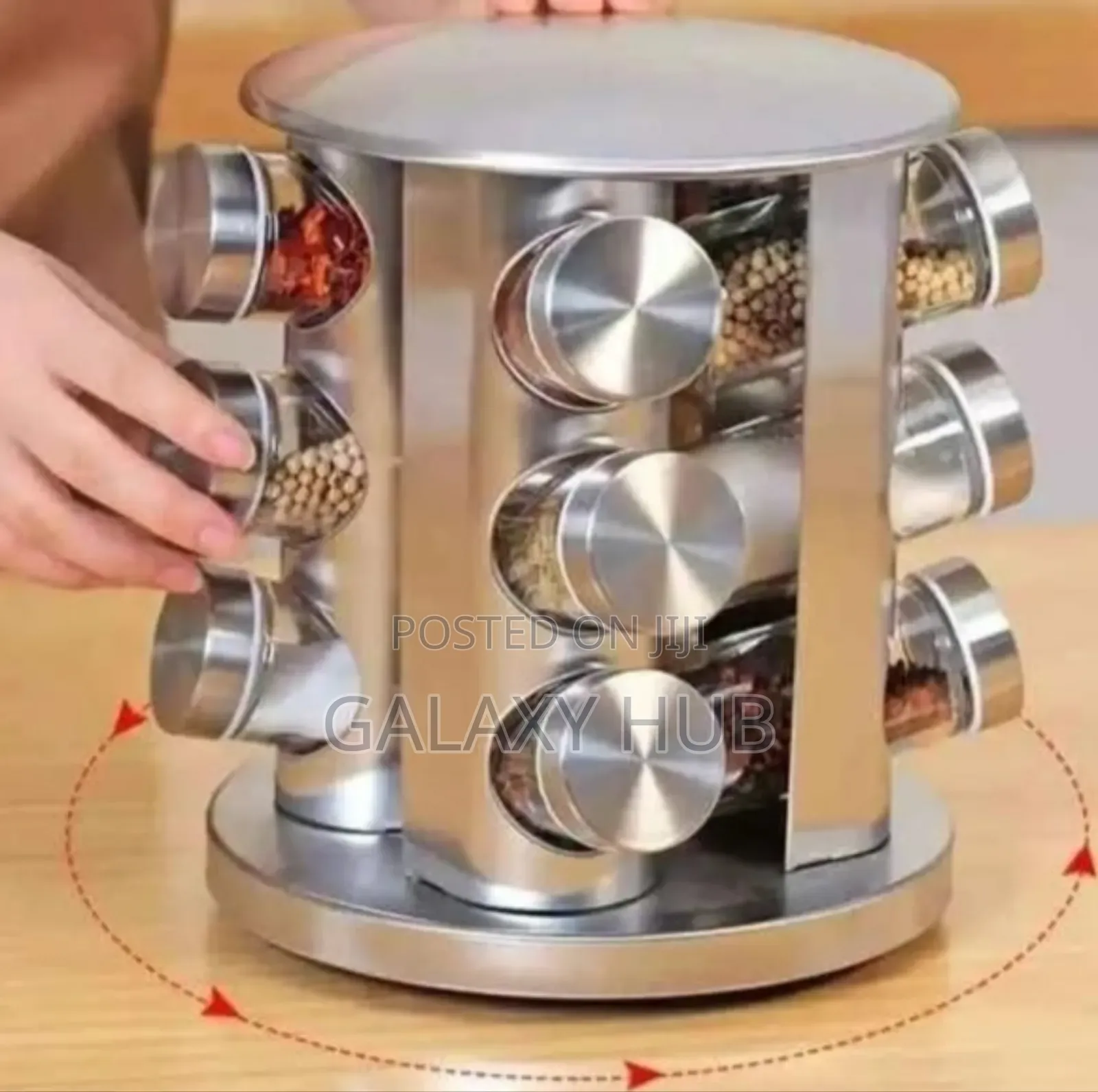 Spice Carousel Has 12 Rotating Spice Jars