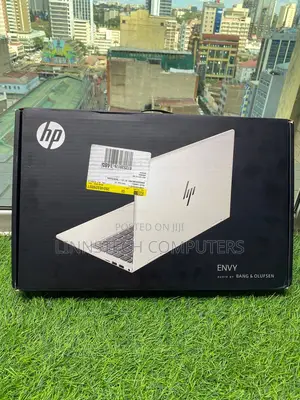 New Laptop HP Envy 13 16GB Intel Core I7 SSD 512GB