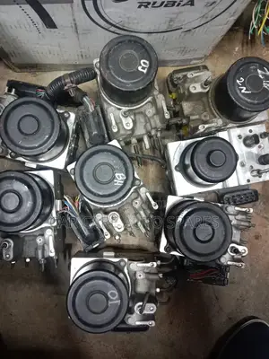 Abs Pump Toyota Harrier /Lexus