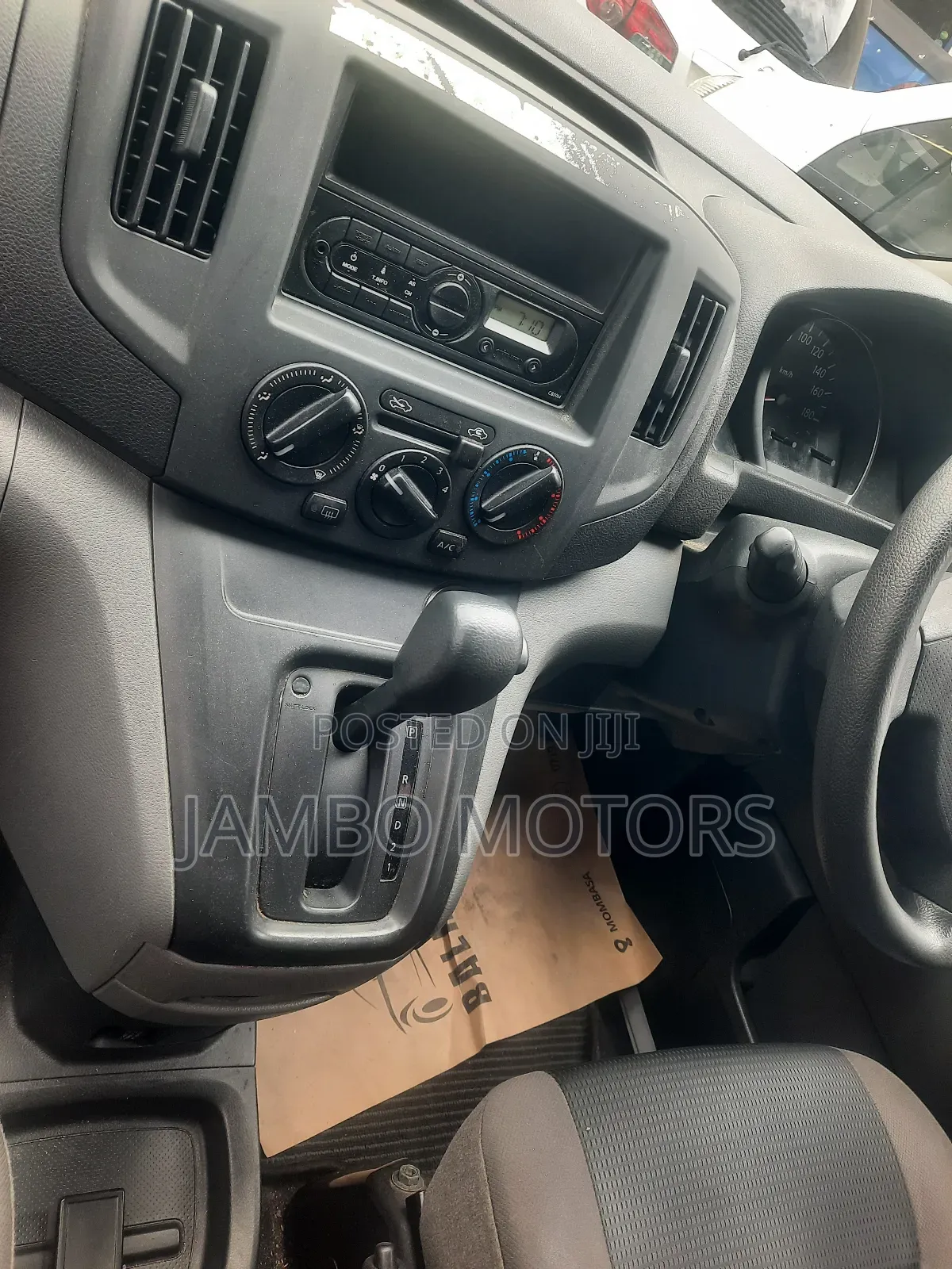 Nissan NV200 2017 Grey