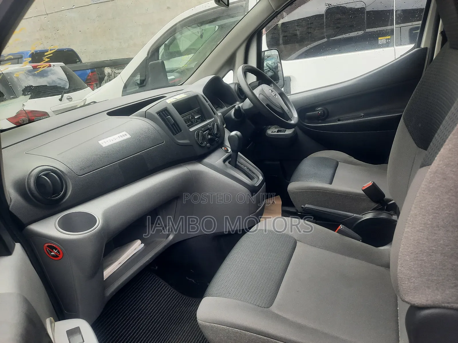 Nissan NV200 2017 Grey
