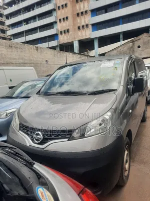 Nissan NV200 2017 Grey