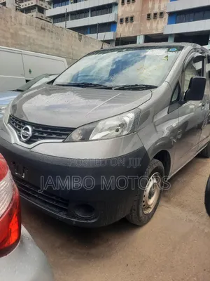 Nissan NV200 2017 Grey