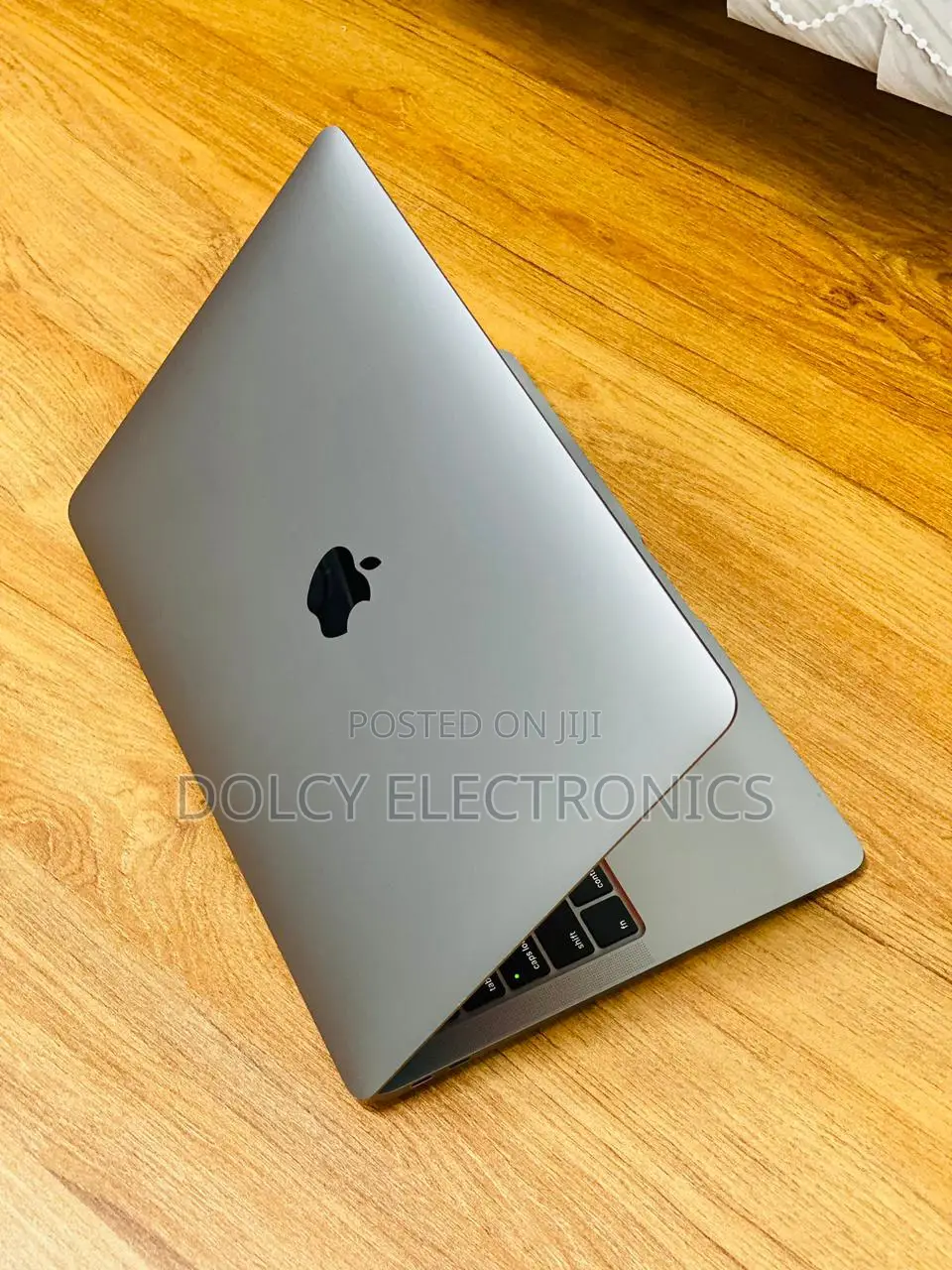 Laptop Apple MacBook Air 2020 8GB Intel Core I3 SSD 256GB