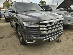 Toyota Land Cruiser 2018 Gray