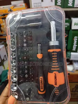 65pc Ratchet Screwdriver Set Box