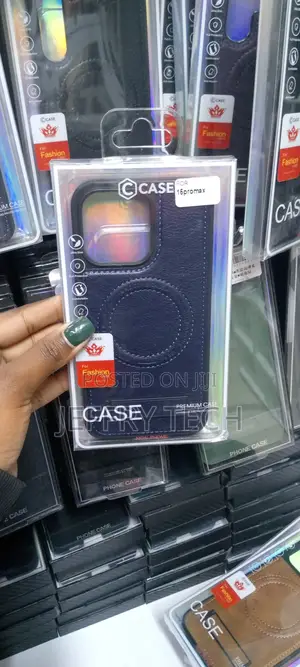 iPhone 15 Pro Maxleather Magsafe Kickstand Case