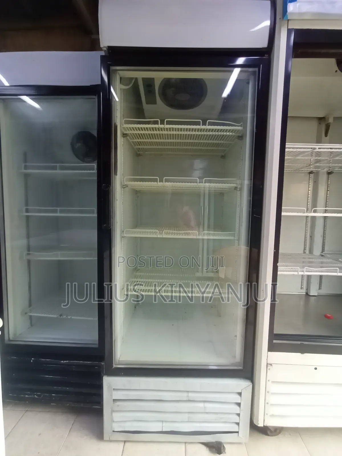 Display Fridge 650L