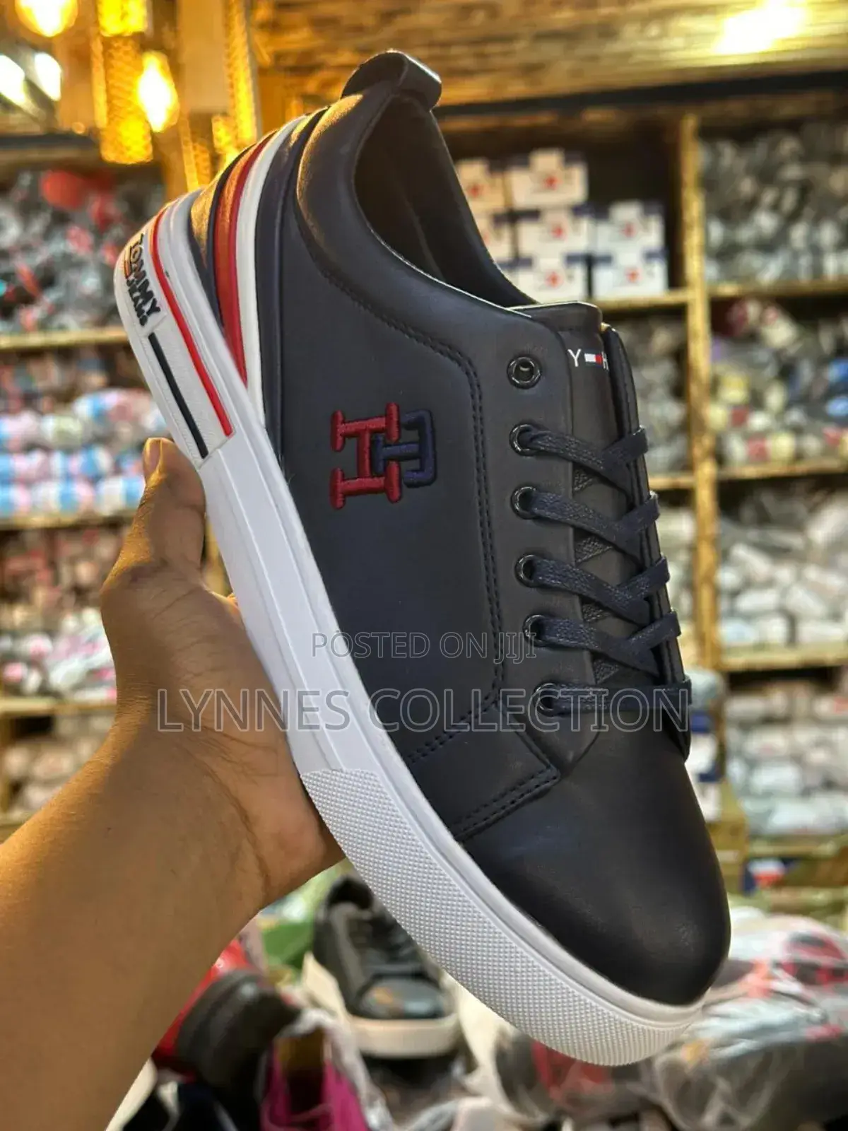 Rommtommy Hilfiger 
2 Designs