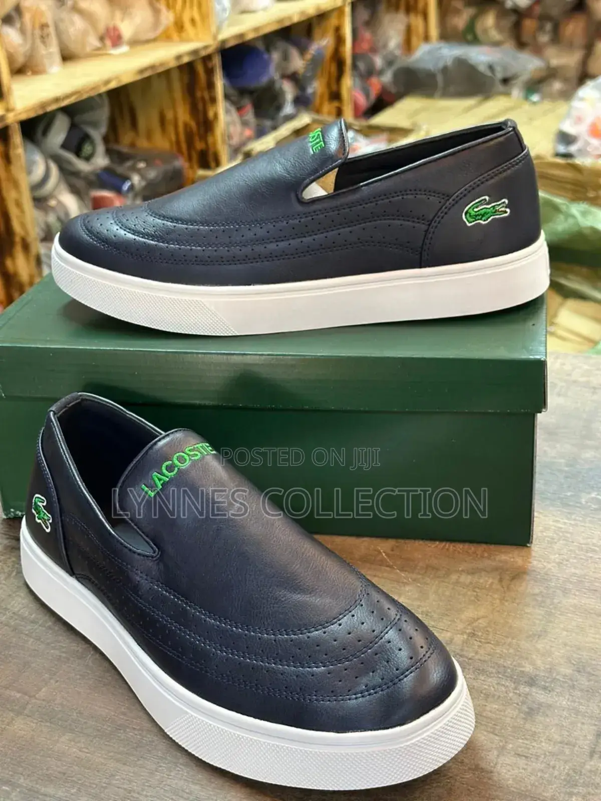 Lacoste Sneakers
