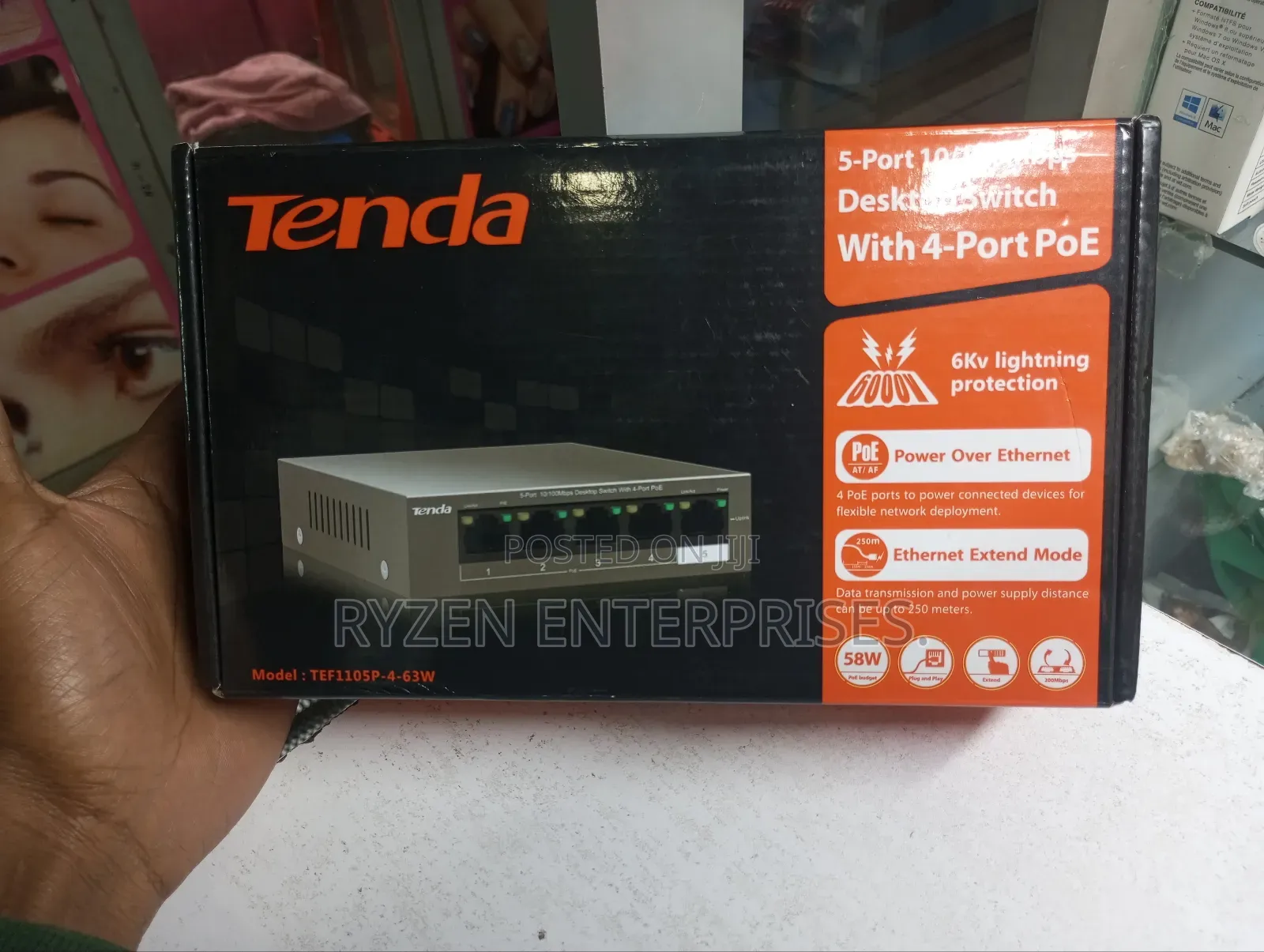 Tenda 5 Port Switch Poe