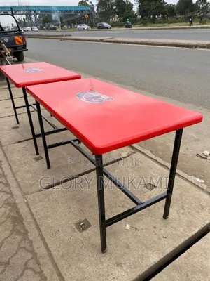 Restaurants and Bar Table