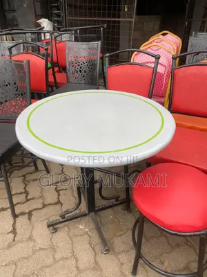 Restaurants and Bar Round Table