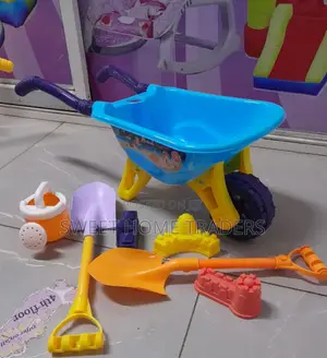Beach Toys /Garden Wheelbarrow