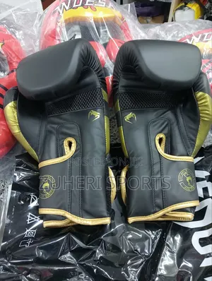 Venum Boxing Gloves 12oz Premium Quality Mitts