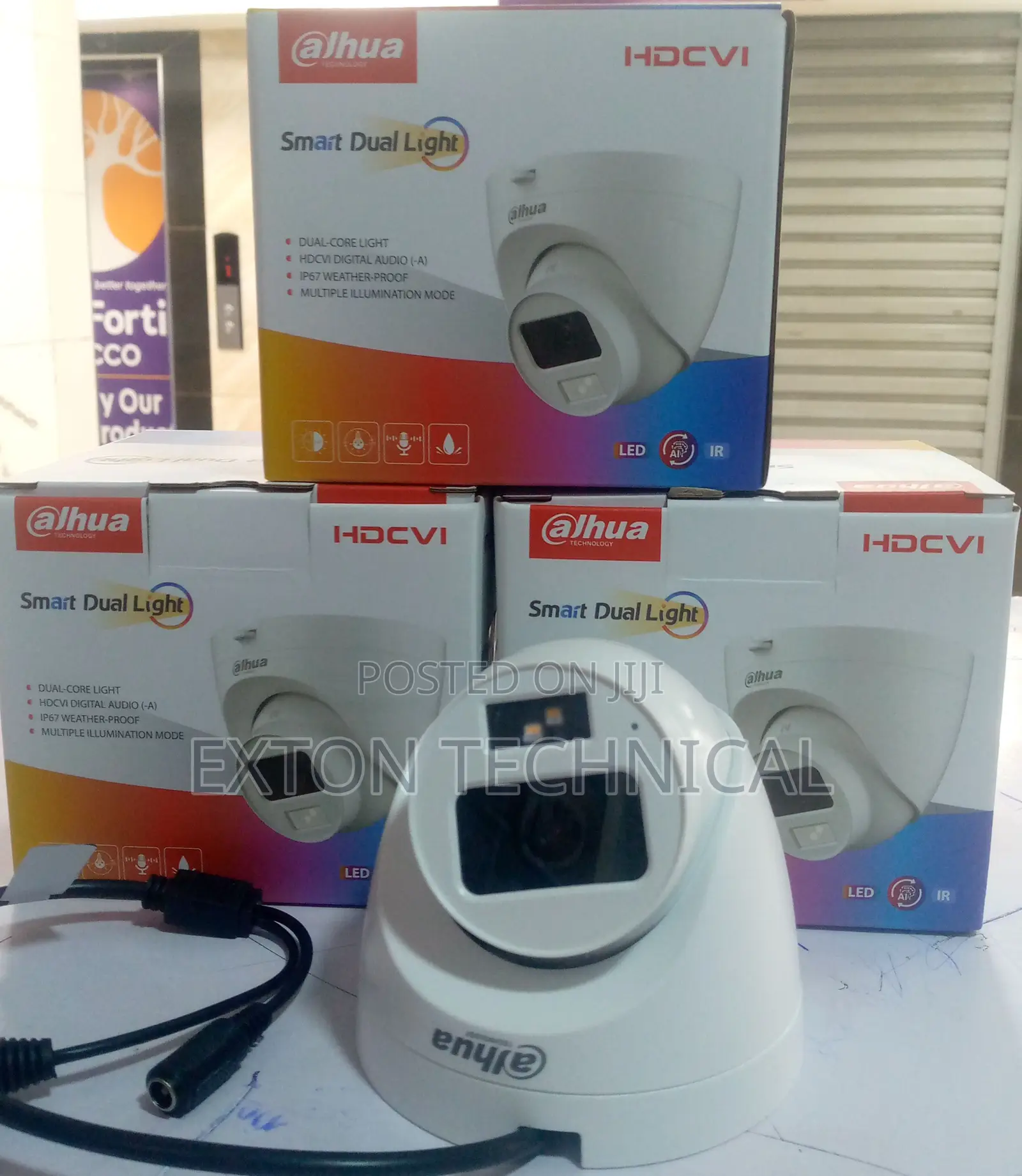 Dahua 2mp Dome Hybrid Smart Light With Mic