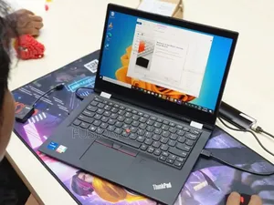 Laptop Lenovo ThinkPad Yoga 8GB Intel Core I5 SSD 256GB
