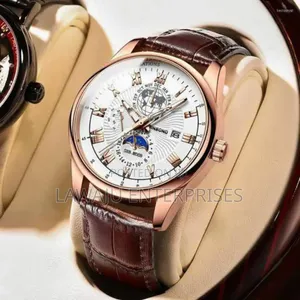 Binbond Leather Straps Watch