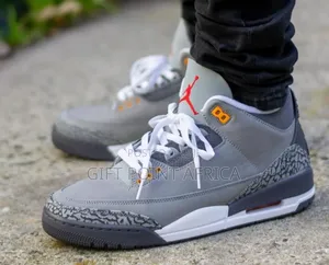Air Jordan 3 Retro 'Cool Grey' Sneakers for Men