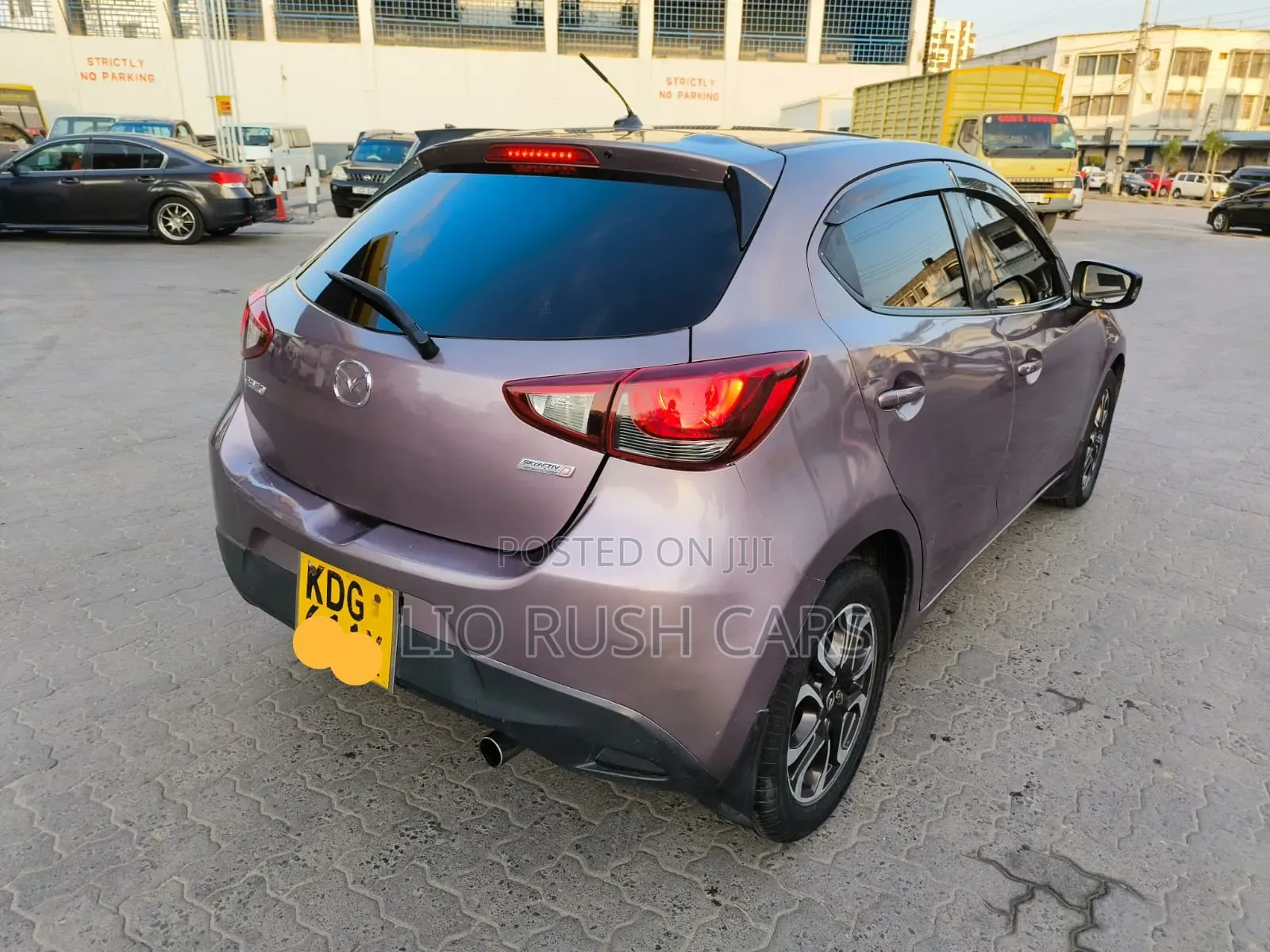 Mazda Demio 2014 Beige