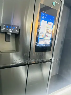 HISENSE 522 L Side by Side With Dispenser and Ice Maker