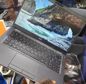 Laptop Dell Latitude 5300 8GB Intel Core i5 SSD 256GB