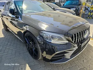 Mercedes-Benz C200 2020 Matt Black