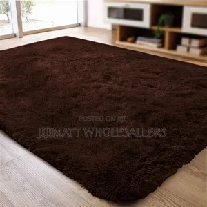Grey Fluffy Carpet, Fluffy Carpet Available.