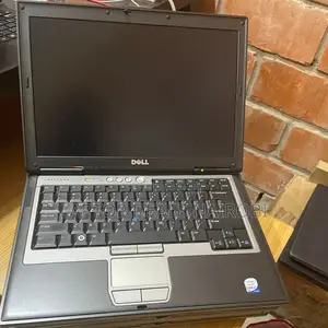 Laptop Dell Latitude D630 2GB Intel Core i5 SSD 160GB