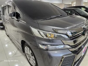 Toyota Vellfire 2018 Gray