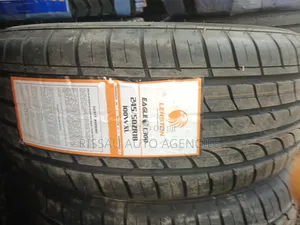 245/50 R 18 Lenstone Tyres Made in China.