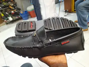 Black Loafers Shoes >Clarks Loafers Shoes