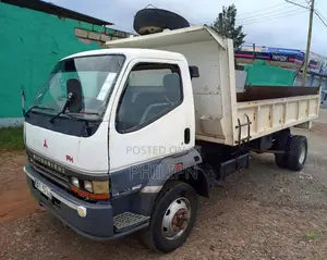 Mitshubishi Fh Tipper