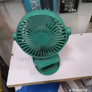 Mini Table Fan With Clip