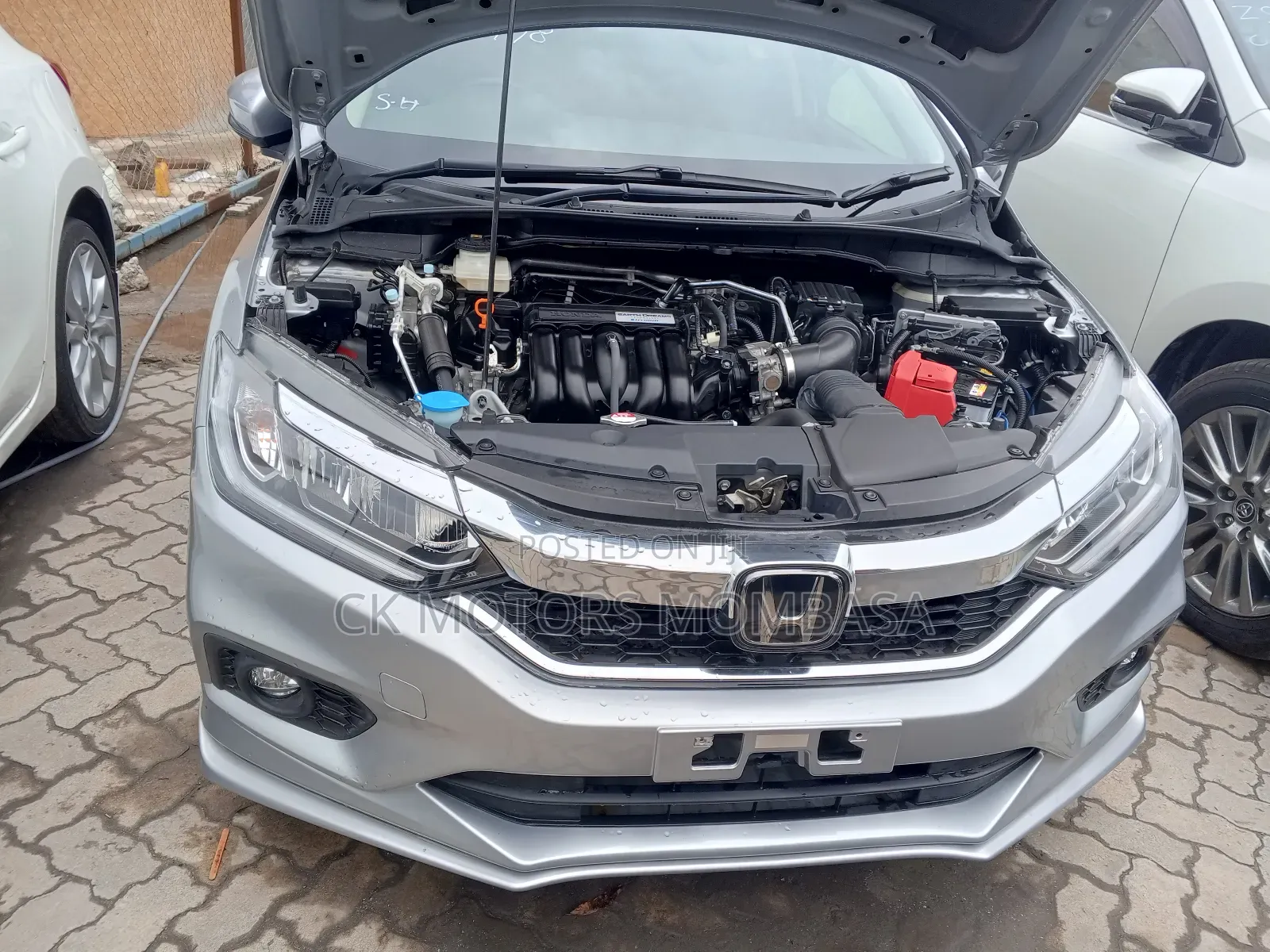 Honda Grace 2017 Silver