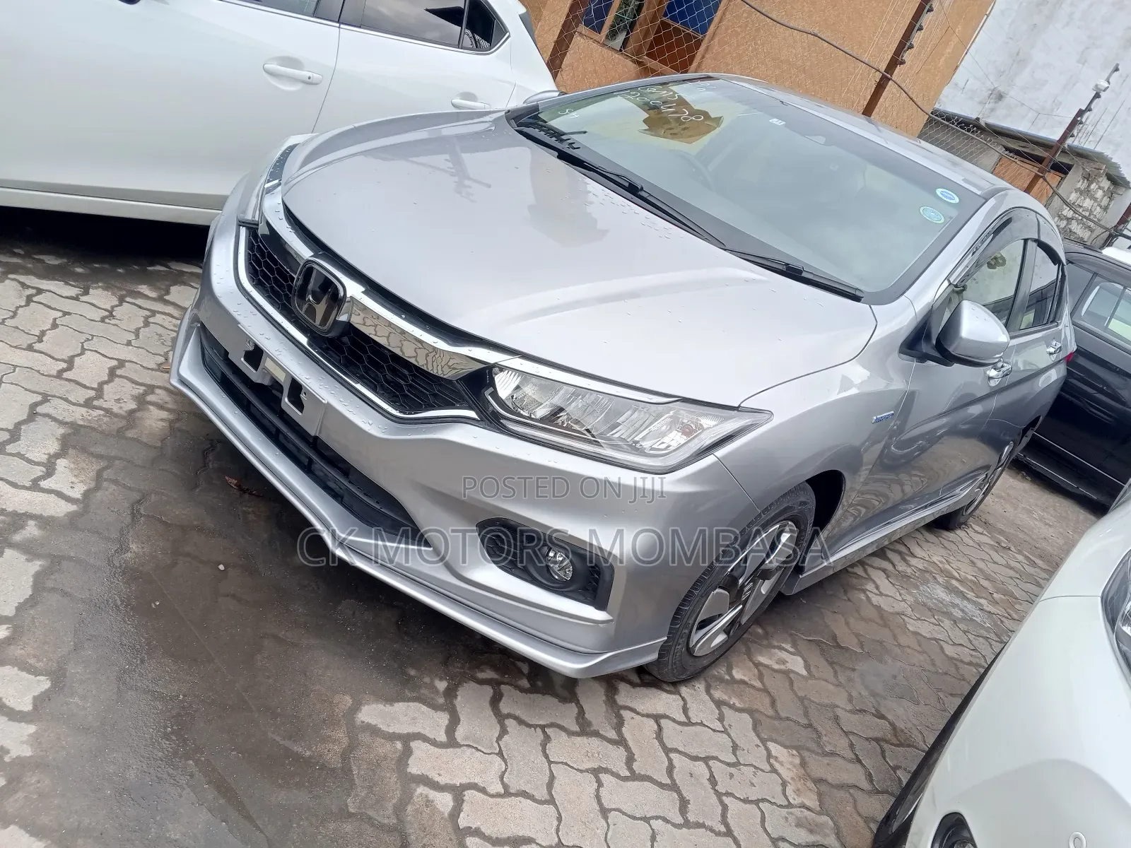Honda Grace 2017 Silver