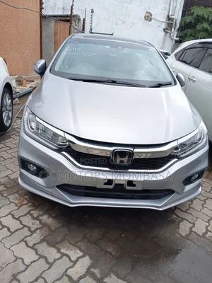 Honda Grace 2017 Silver