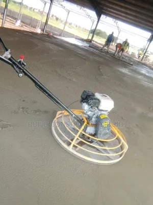 Powerfloat Screeding Machine