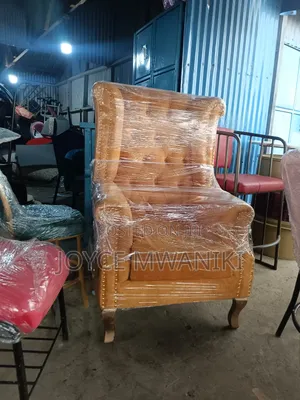 King Chair or Pedicure Seat, Gold Colour 