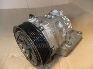 Mazda L8 AC Compressor for Mazda Bongo, Nissan Vanette.