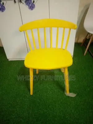 Plastic Chairs Plastic Chairs