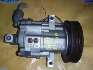 Nissan Qg15 AC Compressor for Wingroad, AD, FB15, FB14.