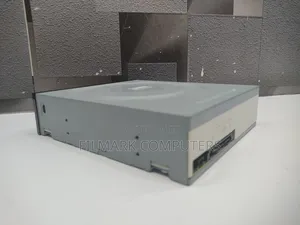 Desktop SATA CD/DVD-RW Rewritable Optical Drive