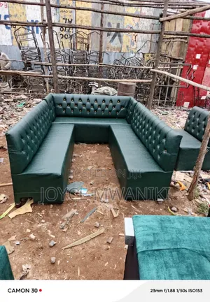 U Shape Restaurant Couch, Green 