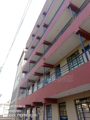 2bdrm Block of Flats in Ruaka Estate Bypass for sale