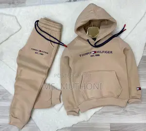 Unisex Tommy Kids Tracksuits 1-15yrs