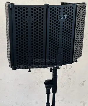 Studio Isolation Shield (Background Noise Cancellation)