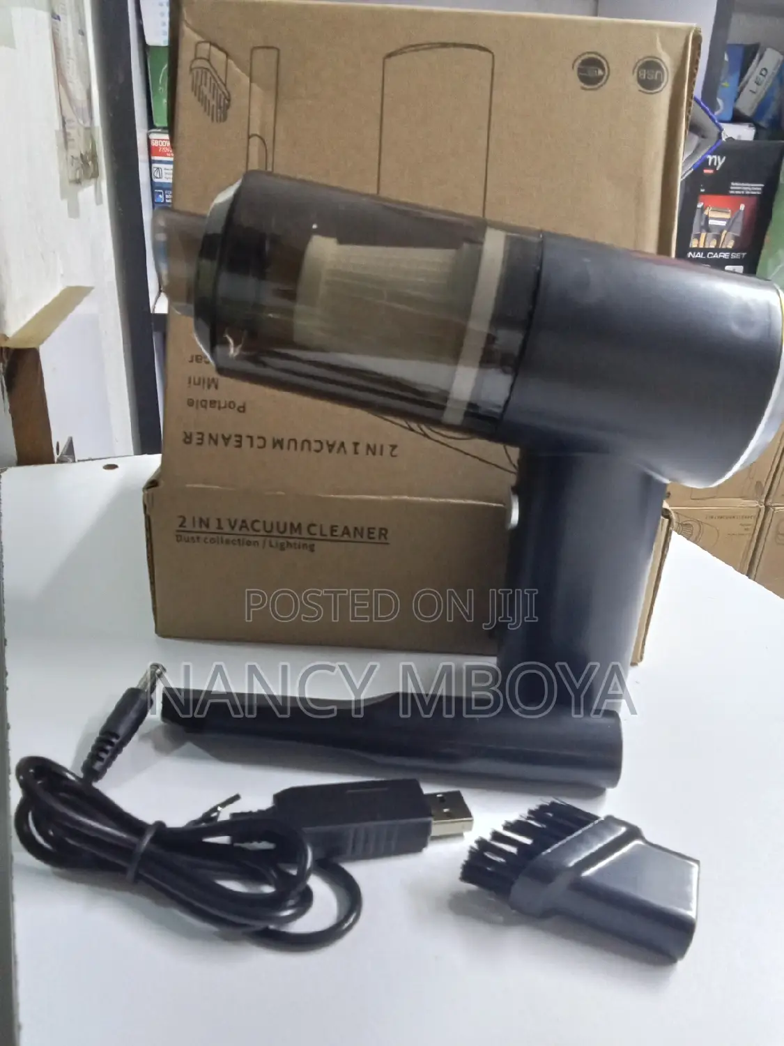 2 in 1 Rechargeable Mini Vacuum Cleaner