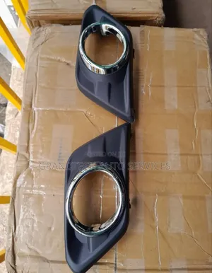 Xtrail NT 32 Fog Light Covers.