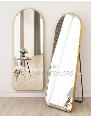 *Standing Upper Curved Shape Full Length Dressing Mirror